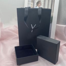 Exquisite Jewellery Boxes With Logo Necklace Bracelet Brooch Gift Packaging Box Bag Set Protection Case Multiple Styles And Brands Available
