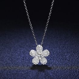 Moissanite Diamond Necklace For Women 1ct Classic 925 Sterling Silver Pendant Camellia Collarbone Chain Jewellery Accessories