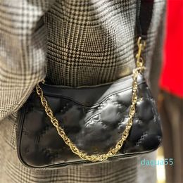 Womans Designer Bag Luxury Shoulder Bags Fashion Elegant Crossbody Letters Classic Embossing Temperament Stylish Handbag Purses