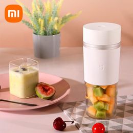 Accessories New Xiaomi Mijia Mini Portable Juicer USB Electric Stainless Steel Fruit Juicer 300ml Extractor Blender Juice Maker Machine Home