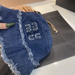 Ball Caps Cap Designer Hats Bucket Women Men Denim Raw Edge Letter Embroidery Fashion Sunshade Hat Casual Couple Hat Summer Vacation Cool