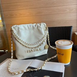 Designer Pearl Chain Hanlde Tote 22 Shopping Bags Classic Diamond Lattice Gold Metal Hardware Matelasse Crossbody Shoulder Handbags Lambskin Purse 18X7X22CM