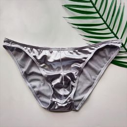 Underpants 2023 Brand Fashion Men's Sexy Underwear Comfortable Mens Bright Briefs Solid Large Size Low Waist Men Lingerie