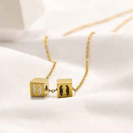 Luxury Famous Designer Necklace for Women Square-Shape Pendant Brand C-Letter Choker Chain Necklaces Jewellery Accessory High Quality 18K Gold Plated