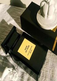 Caixa de fragrâncias em spray de perfume neutro noirdenoir