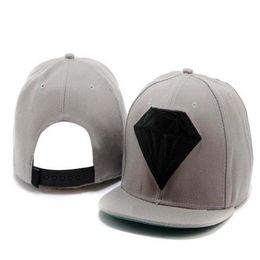 New Fashion Snapback Caps & Hats Diamond Snapbacks Designer Hat Men Women Snap Back Baseball Cap Black cheap 240V