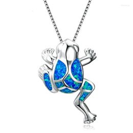 Pendant Necklaces Bohemia Cute Frog Necklace For Women Inlay Blue Imitation Opal Wedding Party Jewelry Christmas Gifts Her