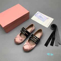 Fashion-Leather Designer Womens Dress ballet Shoes with belt bow Flat Casual Soft Soles Low Heel Light Print loafers