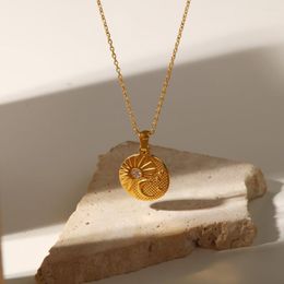 Pendant Necklaces Uworld Stainless Steel Zircon Sun Half Moon Necklace 18K Gold Plated Sunburst Collar Acero Inoxidable Muje