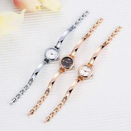 Wristwatches 1pcs Luxury Watch Women Dress Bracelet Fashion Crystal Quartz Wristwatch Classic Gold Ladies Casual