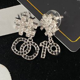 Earring Designer Designs Fashion and Atmosphere Earrings Women's Earrings Wedding Jewelry Gifts Party Gifts