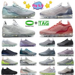 Running Fly 5.0 shoes Mens knit shoes Beige Grey Black Day to Night pure platinum men sport shoes Team red Volt Mist Oatmeal white women sneakers