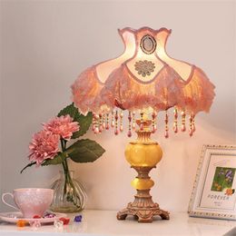 Table Lamps European Style Retro Lace Bedroom Bedside Living Room Dining Romantic Home Decoration Decorative Lights