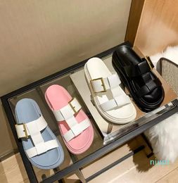 2023 Candy Colour Leisure Slippers Designer Leather Buckle Latch Fashion Sandals Beach Shoes Womens Fashion Slipper