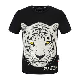 PLEIN BEAR T SHIRT Mens Designer Tshirts Brand Clothing Rhinestone PP Skulls Men T-SHIRT ROUND NECK SS SKULL Hip Hop Tshirt Top Tees 161281