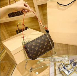 New Women Designers Bags Shoulder Bag Handbags chain Bags Pochette Accessories Crossbody Wallet Womens Purses Card Holder Messenger Purse With Original Box 23CM