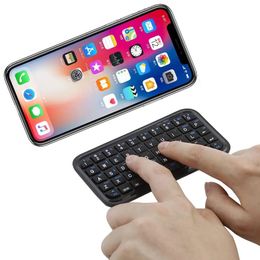 Bluetooth 3.0 Teclado recarregável Mini Tamanho Slim Travel Tamanho sem fio Teclado Pequeno teclado portátil 49 Teclados para tablets smartphone