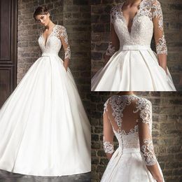 Vintage White Applique Lace Wedding Dresses With 3 4 Long Sleeves Sexy Illusion Deep V-neck Bridal Gowns Simple A-line Wedding Dre269s
