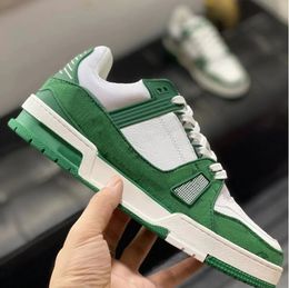 2023 fashion classic mens women casual shoes hot trainer designer sneakers printing low cut green red black white Breathable running 39-44 m2