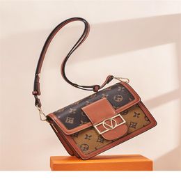 Lady Fashion Shoulder Chain Crossbody Flap Bag Hasp Square Fanny Wallets Handbags Tote Purses Wallet Totes Backpack Women Luxurys 297p