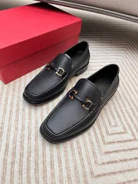Fashion men designer dress shoes leather slip on metal buckle black Luxury business Mens shoe with red box