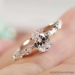 Band Rings Dainty Women Engagement Rings Cubic Zircon Silver Colour Delicate Proposal Ring for Lover High Quality Wedding Jewellery