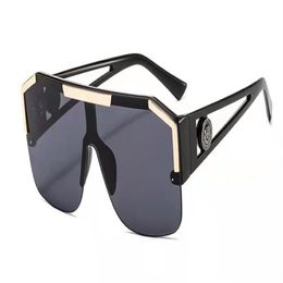 Designer de marca óculos de sol copos de madeira de alta qualidade ve 88853 Medusaity homens mulheres moda búfalo óculos de sol com caixa de caixa2614