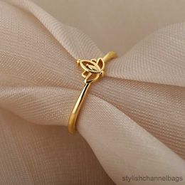 Band Rings Trend Vintage Lotus Rings For Women Stainless Steel Flower Ring Elegant Engagement Wedding Ring Femme Jewellery
