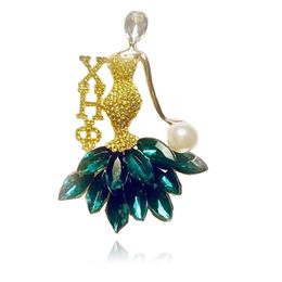 Pins Brooches Greek Sorority green and yellow with XHO Brooch Chi Eta Phi Pearl Long Needle Pin For Women Jewellry Accessories 230515