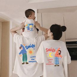 Family Matching Outfits Father Mother Daughter Son Kids Clothes Baby Fashion Cartoon Tshirt Summer Mom Dad and Me Look 230512