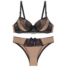 Bikini Air Bra & Panties Women New Sexy Low Waisted ThongB C Cup Set Intimates Lace Thongs Underwear Solid And Panty s