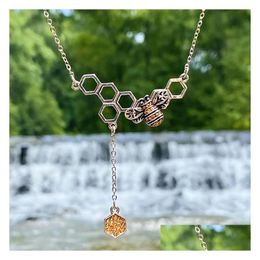 Pendant Necklaces Gift Hollow Honey Comb Bee Hive Necklace Cute Honeycomb Beehive Geometric Hexagon Charm Chain Lover Lucky Jewelry Dhiad