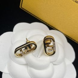 New Letter Diamond Earrings Women's Simple All-Match Elegant Elegant Fresh Silver Needle Earrings Wholesale