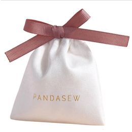 Jewellery Pouches Bags White Flannel Ribbon Gift Bags 5x7cm 7x9cm 11x14cm 18x30cm pack 50 Cosmetics Jewellery Sack Eyelashes Suede Pouches 230512