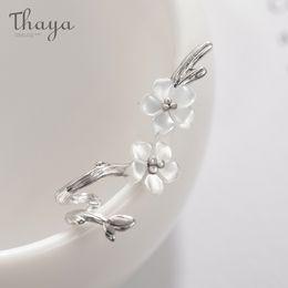 Ear Cuff Thaya White Cherry s925 Silver Ear Ring Flower Round Cuff Earrings Suitable for Women's Elegant and Exquisite Jewellery 230512