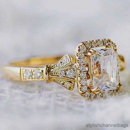 Band Rings Luxury Tiny Shiny Stone Engagement Rings Romantic Golden Color Valentine's Day Gift For Girlfriend Solitaire Ring