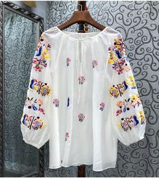 Womens Blouses Tops Fashion Designer Blouse 2023 Spring Summer White Green Women Colorful Floral Embroidery Long Sleeve Casual Loose