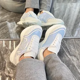 2023Brand Womens Designer Fashion Casual shoes leather lace-up sneaker fashion lady Flat Running Trainers Letters gym sneakers