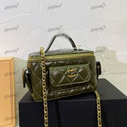 22k Designer Womens Makeup Bag Classic Mini With Top Handle Hand-Held Crossbody Bag Ribbed True Belt Mirror Caviar Bags Thin Chain Multi Pocket Princess Bags 16x10cm