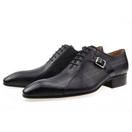 Luxury Mens Wedding Shoes Genuine Leather Brock Shoes Lace Up Men Leather Shoe Sapato Dress Office Shoes Custom Made Services