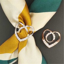 Brooches Pins Crystal Heart Scarf Buckle Brooch Silk Women Shawl Ring Clip Scarves Fastener Hem Knotted Button AccessoriesPins