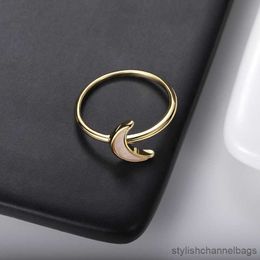 Anneaux de bande anneaux de lune minimaux pour femmes bijoux anneau de croissant de lune d'articulation réglable cadeaux d'amitié femme