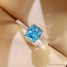 Band Rings Personality Blue Cubic Finger Ring for Women Fashion Contracted Design Daily Wear Party Luxury Jewelry