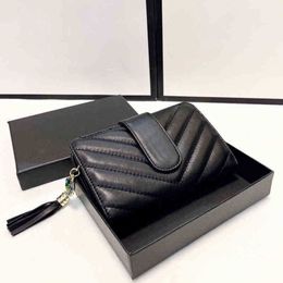 Wallets Classic Vintage purse Unisex card holder Leather Luxury Designer Brand Purses Tassel Decoration Card Holder 220325