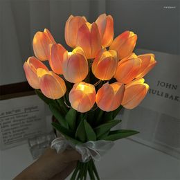 Decorative Flowers 10/15pcs Tulips Artificial LED Night Light Bouquet Simulation Tulip Table Lamp For Wedding Party Home Bedroom Decoration