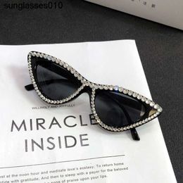 Handmade Sunglasses inlaid with diamond female tiaodi personality triangle hip hop cat glasses Korean version of men's fashion photo Sunglasses