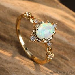 Band Rings Charm Gold Silver Colour Wedding Ring White Oval Stone Engagement Ring Cute Female Blue Green Purple Crystal Rings For Women