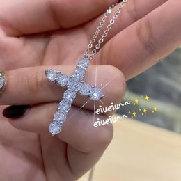Chains French Vintage Luxury Zircon Inlaid Jesus Cross Pendant Necklace For Women Men Couple Student Fashion Choker Jewellery Gift