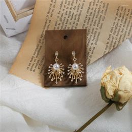 Dangle Earrings Women's Fashion Vintage Golden Drop Blooming Fireworks Design Crystal Imitation Pearl Earring Stud Piercing Ear Jewellery