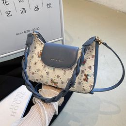 Evening Bags Patchwork Embroidered Crescent Crossbody Bag Women's Trendy Hand Satchel Fashion Shoulder Storage Underarm Texture